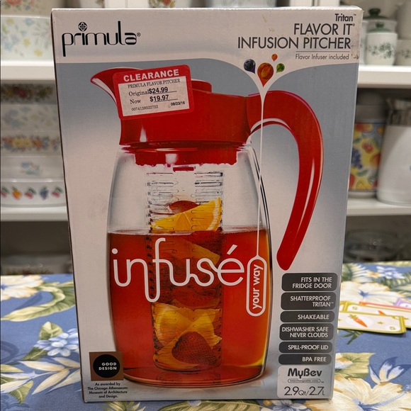 Primula Red Infusé Pitcher - Picture 2 of 4